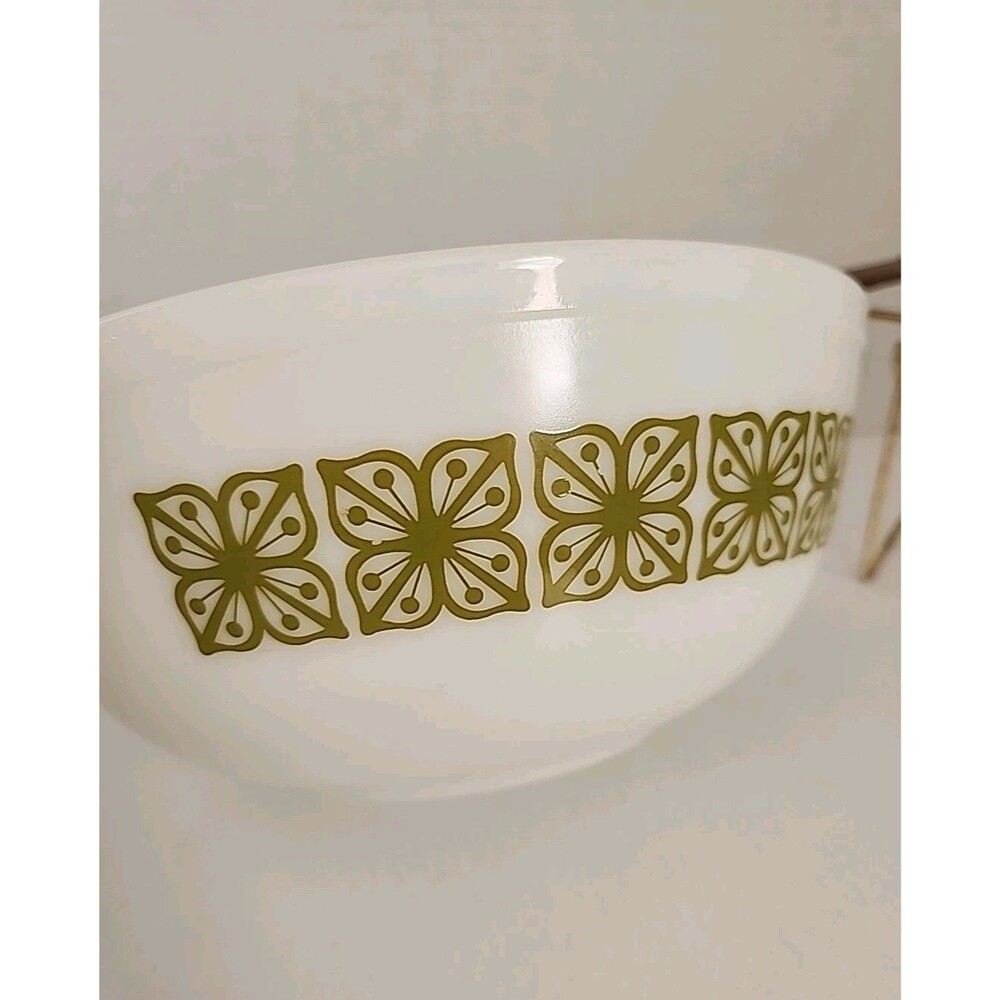 Vintage MCM Pyrex Casserole 404 w/cradle lid +box Verde Square Flowers Green - Picture 3 of 10